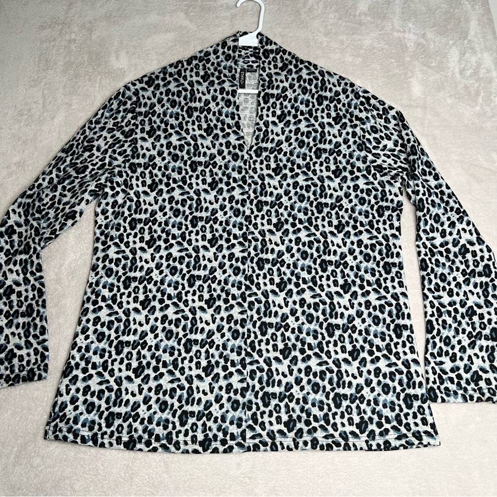 Ethyl Blouse Top‎ Women Large Long Sleeve Animal Print Knit Casual Black Grey